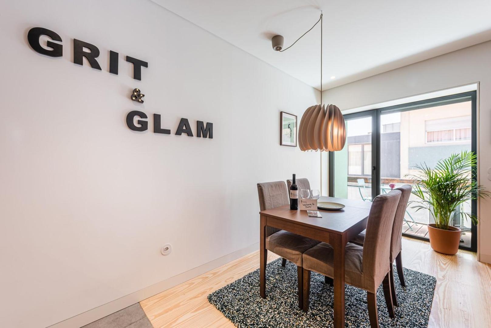Guestready - Grit & Glam Apartment Porto Bagian luar foto