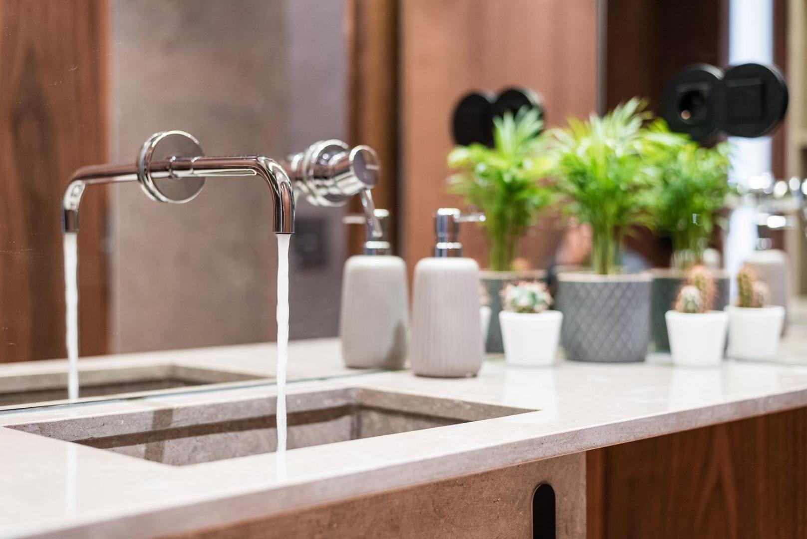 Guestready - Grit & Glam Apartment Porto Bagian luar foto