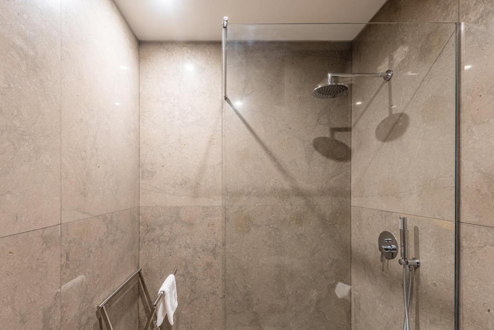 Guestready - Grit & Glam Apartment Porto Bagian luar foto